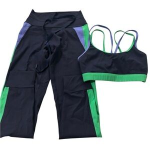 Aerie Stylish Black and Green Women's Activewear Set pants med top small